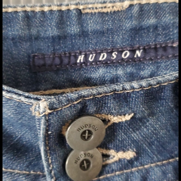 Hudson size 26 short bootcut jeans.  EUC - Picture 3 of 5